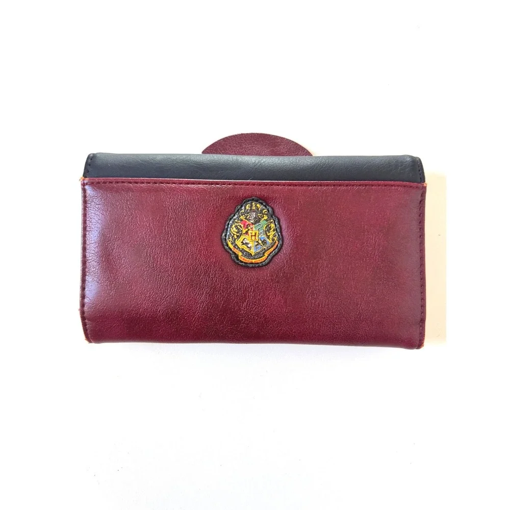 Harry Potter Hogwarts Express Platform 9 3/4 Clutch Wallet Burgundy Black Zip